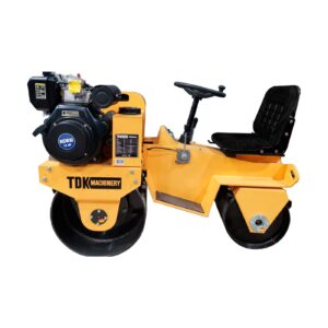 Rodillo Compactador Profesional Tdk Machinery Doble Con Operador Con Motor Diésel 12 Hp
