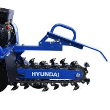 Zanjadora Hyundai Motor 7 Hp